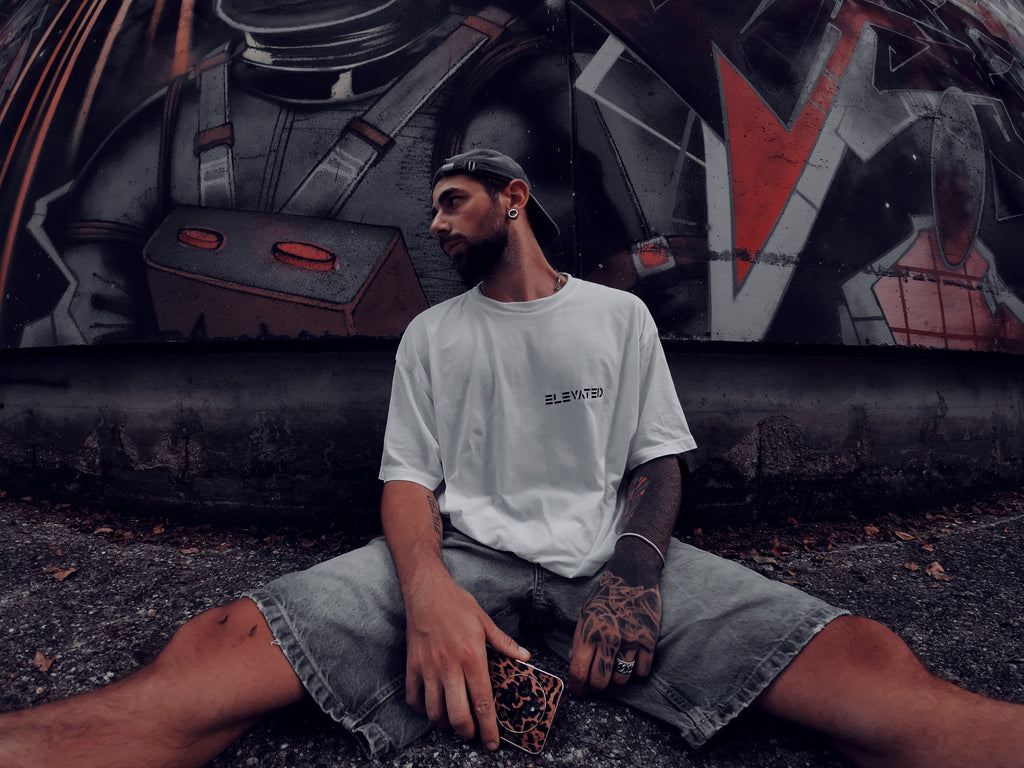Minimal - White Tee
